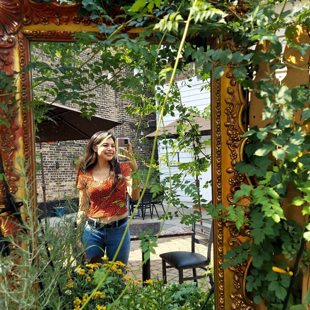 Meet your Posher, Angelica